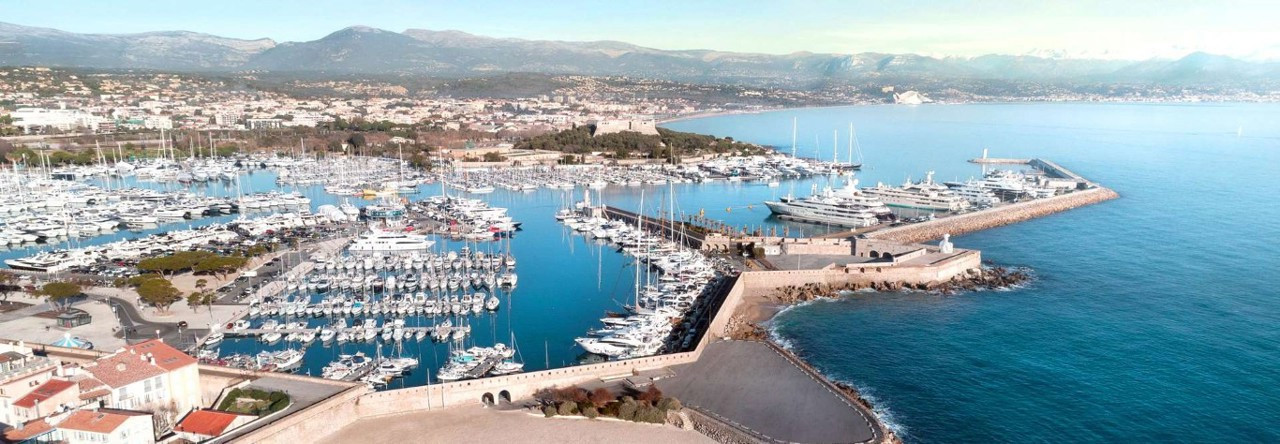 Banner antibes custom