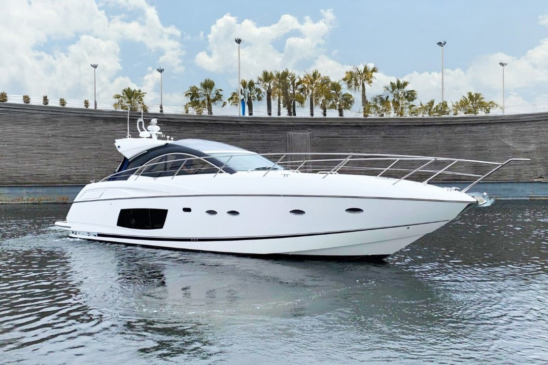 Banner SUNSEEKER PORTOFINO 48
