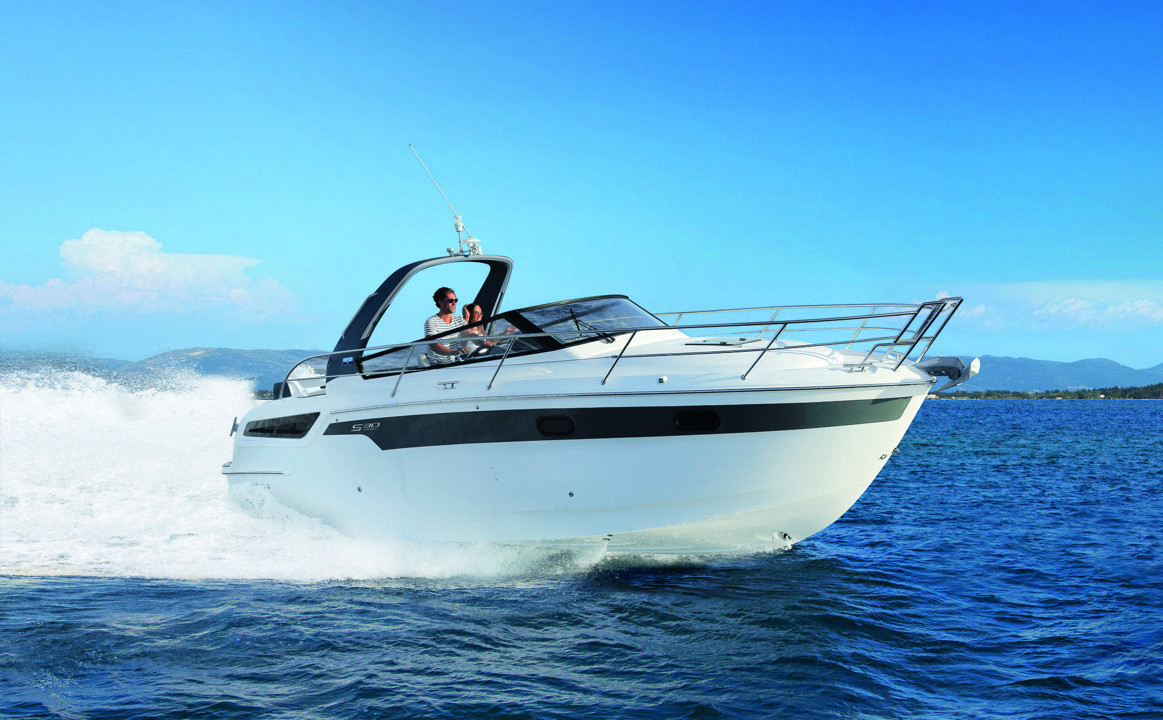 Banner bavaria yachts 30 SE