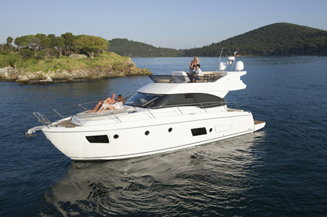 Banner bavaria yachts Virtess