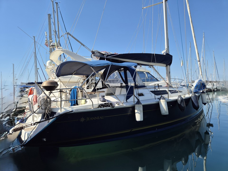Banner jeanneau sun odyssey 40