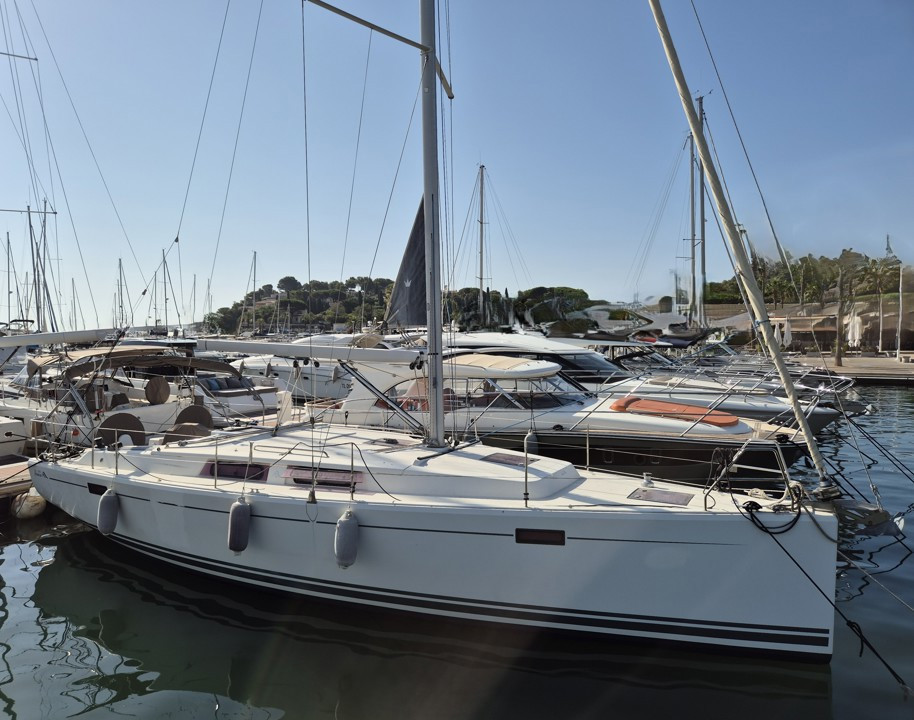 Banner Hanse 385