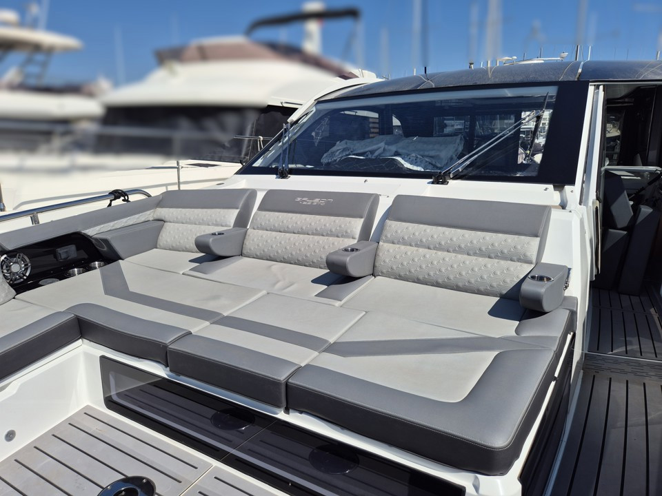 Banner galeon 435 gto