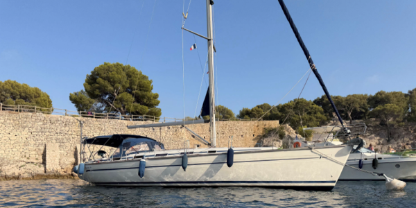 BAVARIA 44