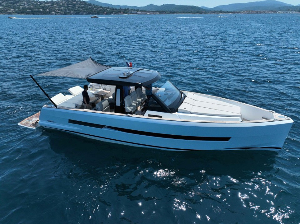 Banner fjord 44 open