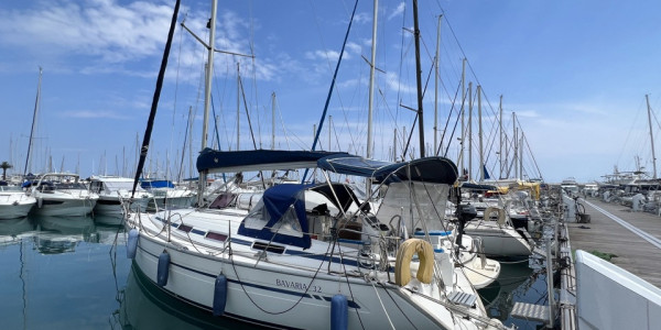 Bavaria 32