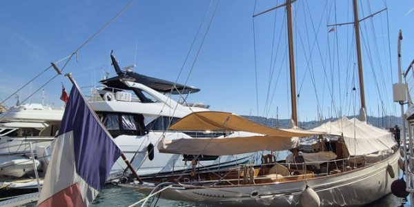 white brothers custom lloyds 18 a1 class