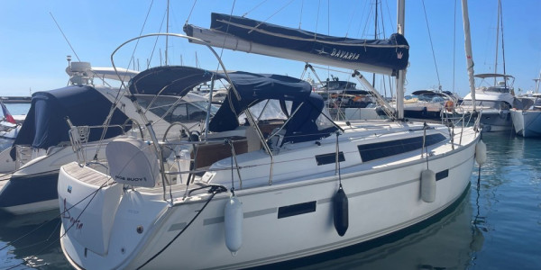 BAVARIA Cruiser 37
