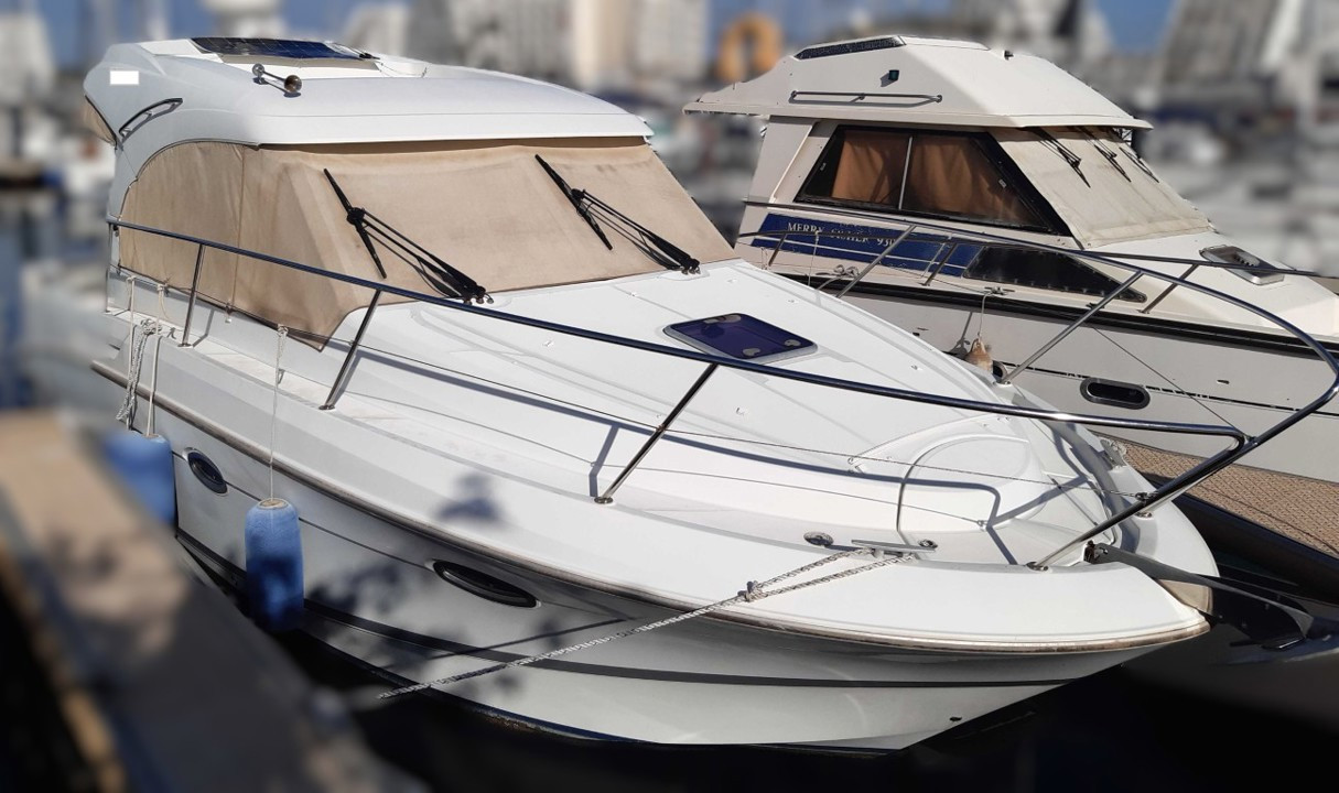 Banner beneteau antares 30