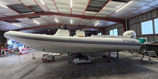 RENIER R9 Tourer